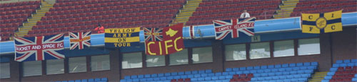 Photos by Ian C. Walmsley  - Copyright 2001 - Ian C. Walmsley / CanveyFC.Com / First Hosting 