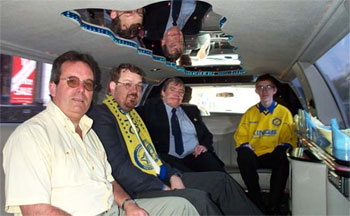 Photos by Ian C. Walmsley  - Copyright 2001 - Ian C. Walmsley / CanveyFC.Com / First Hosting 